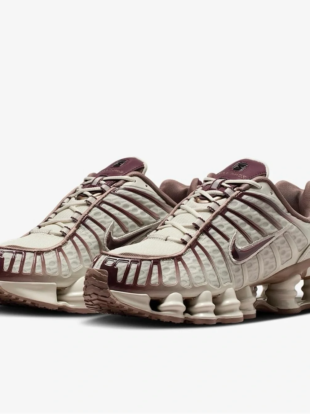 NEW Nike Women’s Shox Sneakers - Cream & Mauve Rose